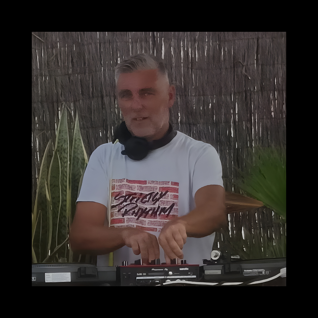 Jon Fernandez - UKG / Soulful House / Speed Garage DJ - From 1987 raves to chart-topping productions