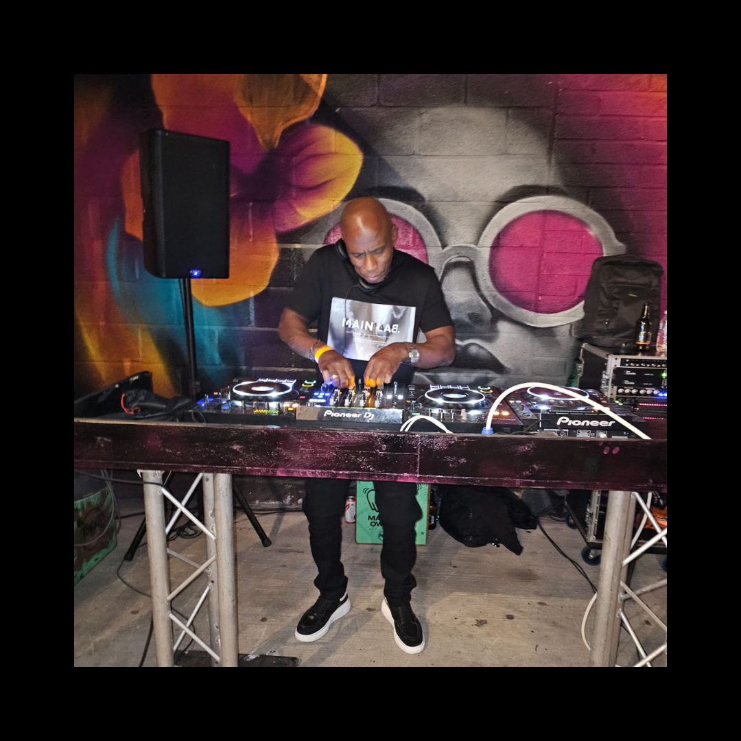 Nigel Reece - UK Garage DJ - Raw energy and authentic sound